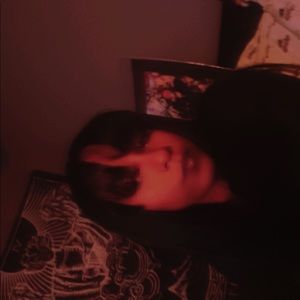 Meet your Posher, Isis